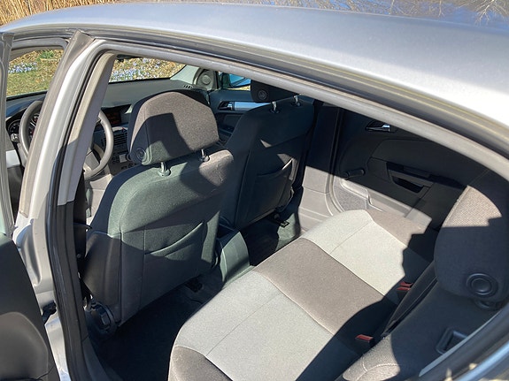 Opel Astra 5 of 5