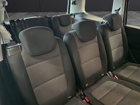 Volkswagen Sharan 12 of 20