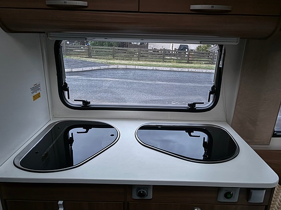Adria Altea 542DT 13 of 18