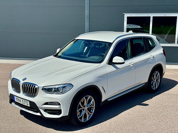 BMW X3 2 of 10