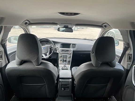 Volvo V60 5 of 5