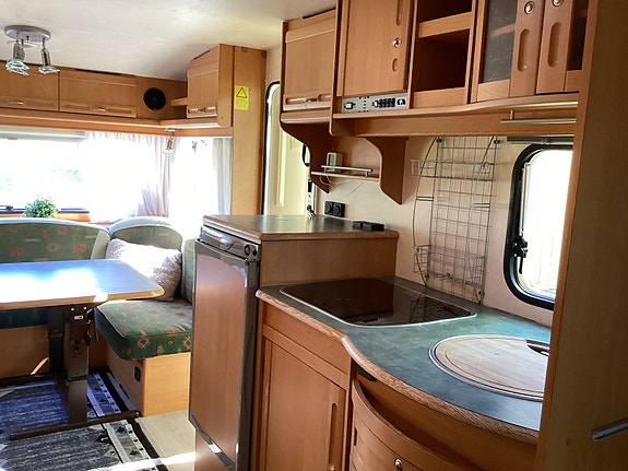 Adria 562 UL 7 of 12