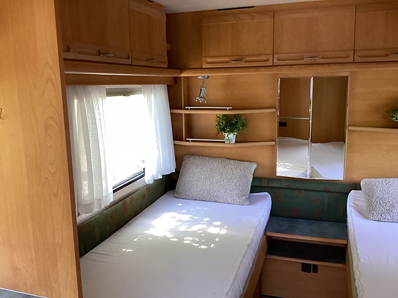 Adria 562 UL 3 of 12