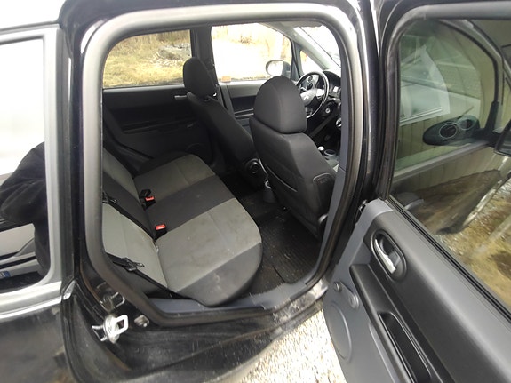 Mitsubishi Colt 3 of 5