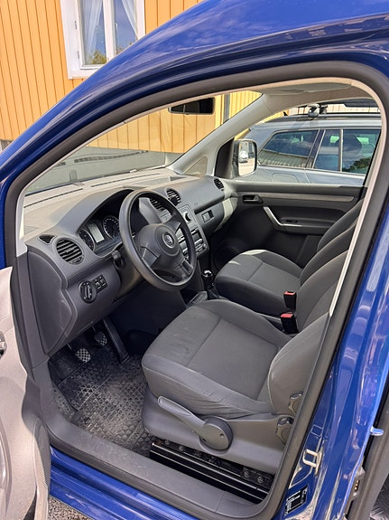 Volkswagen Caddy 3 of 5