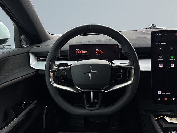Polestar 3 9 of 27