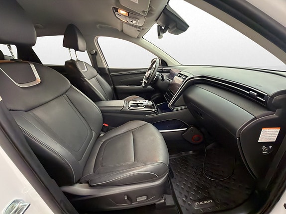 Hyundai Tucson 14 of 30