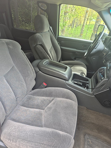 Chevrolet Silverado 2500 5 of 7
