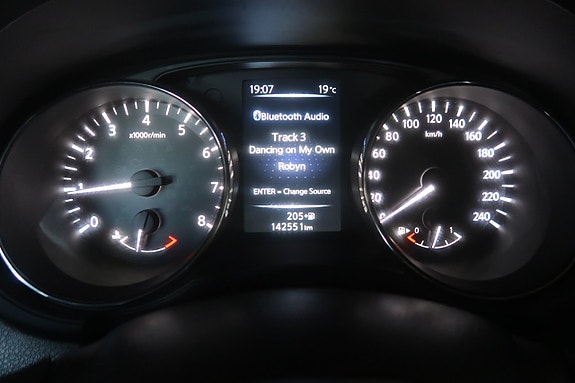 Nissan Pulsar 16 of 23