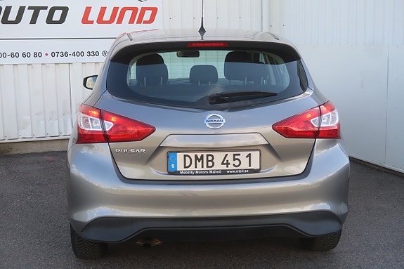 Nissan Pulsar 3 of 5