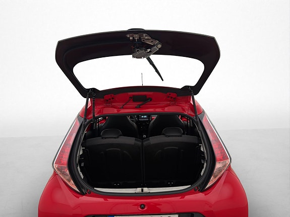 Toyota Aygo 26 of 30