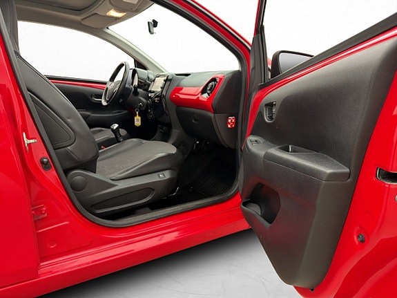 Toyota Aygo 24 of 30