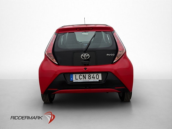 Toyota Aygo 7 of 30
