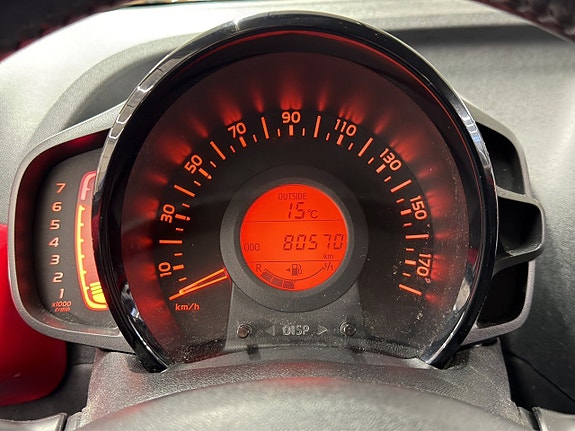 Toyota Aygo 17 of 30