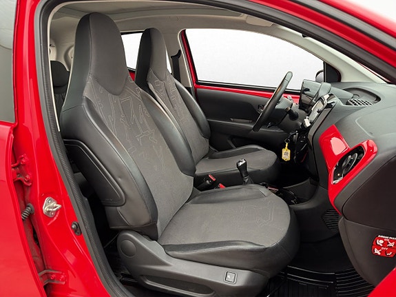 Toyota Aygo 23 of 30