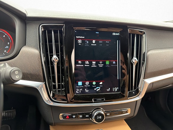 Volvo V90 Cross Country 18 of 30