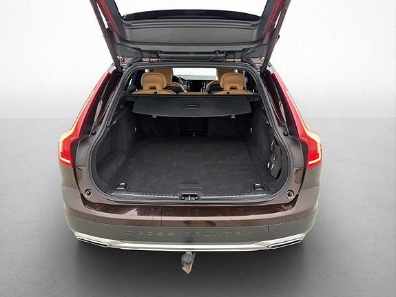 Volvo V90 Cross Country 26 of 30