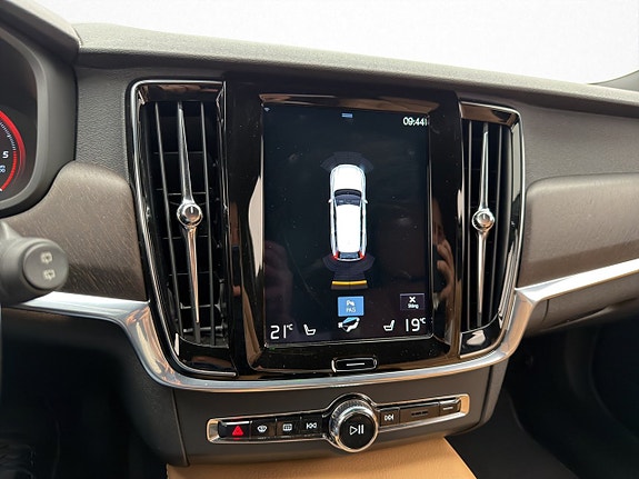 Volvo V90 Cross Country 16 of 30