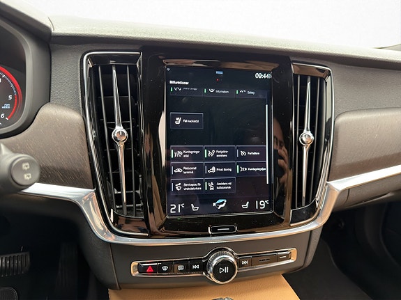 Volvo V90 Cross Country 20 of 30