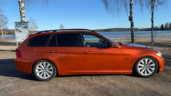 BMW 330d 5 of 5