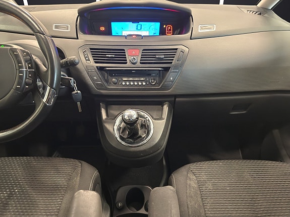 Citroen Grand C4 Picasso 16 of 22