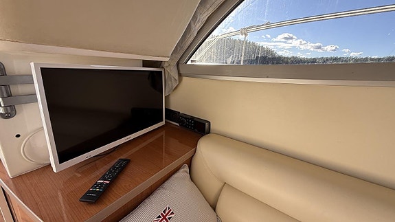 SeaLine F34 / Volvo Penta D4 260 -05 15 of 30