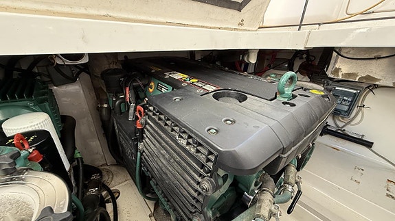 SeaLine F34 / Volvo Penta D4 260 -05 21 of 30