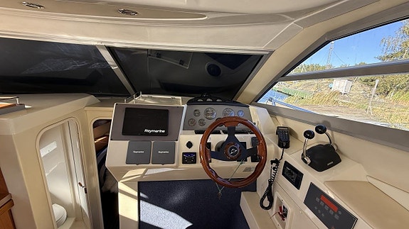 SeaLine F34 / Volvo Penta D4 260 -05 8 of 30