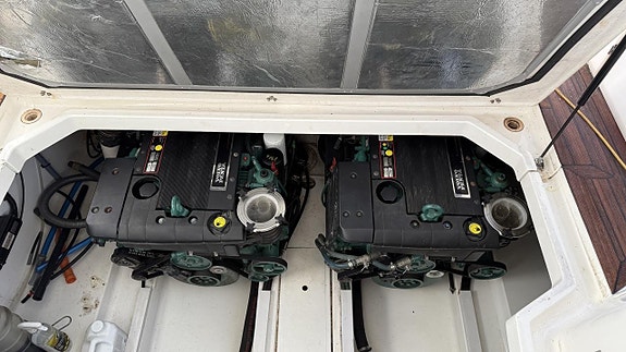 SeaLine F34 / Volvo Penta D4 260 -05 24 of 30