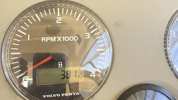 SeaLine F34 / Volvo Penta D4 260 -05 25 of 30