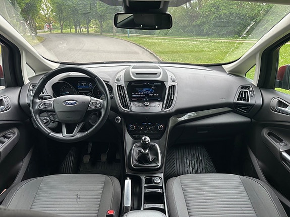Ford C-Max 16 of 22