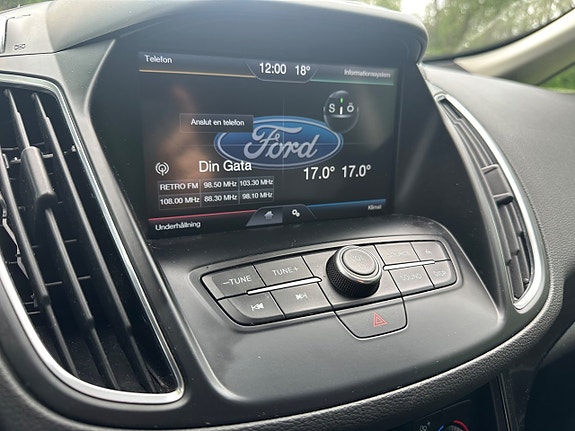 Ford C-Max 19 of 22