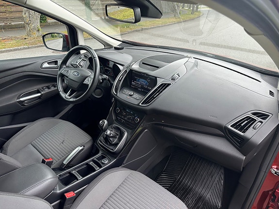 Ford C-Max 15 of 22