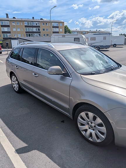 Skoda Superb 5 of 5