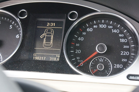 Volkswagen CC 8 of 8