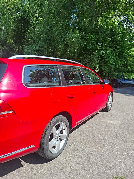 Volkswagen Passat 3 of 5