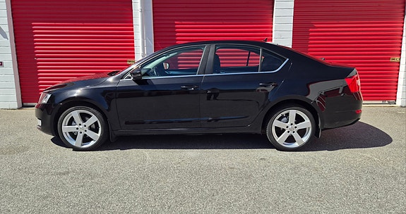 Skoda Octavia 4 of 5