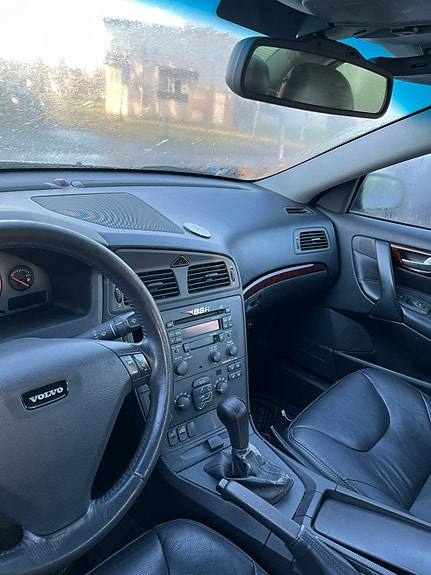 Volvo S60 5 of 5