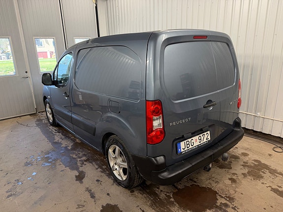 Peugeot Partner 3 of 5