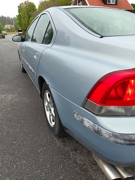 Volvo S60 3 of 5