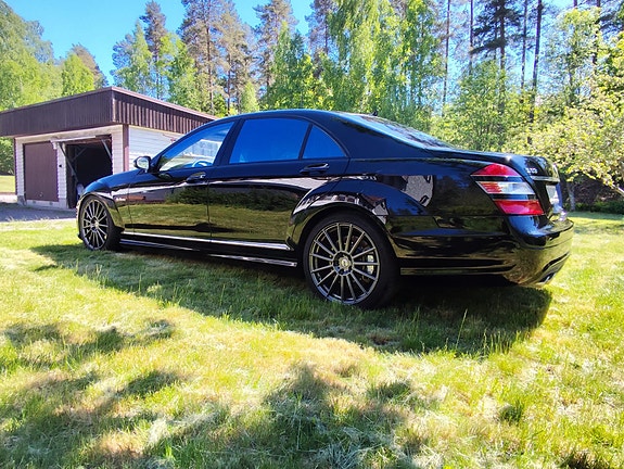 Mercedes-Benz S63 6 of 28