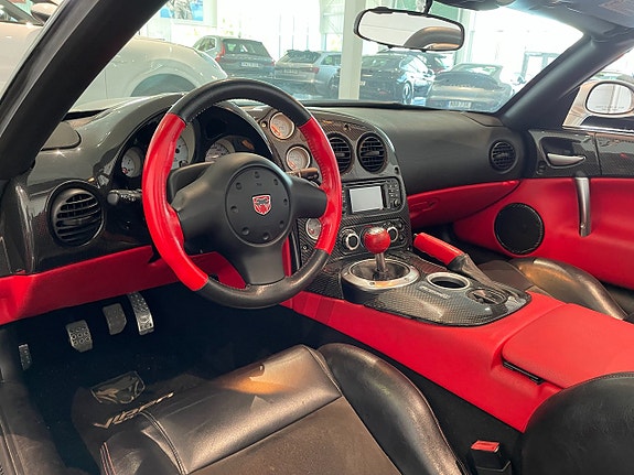 Dodge Viper 9 of 16