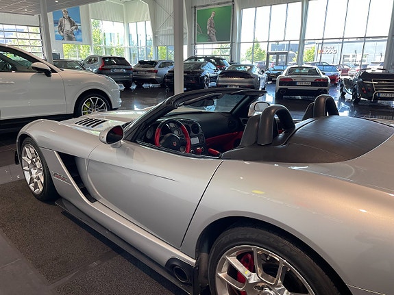Dodge Viper 4 of 5