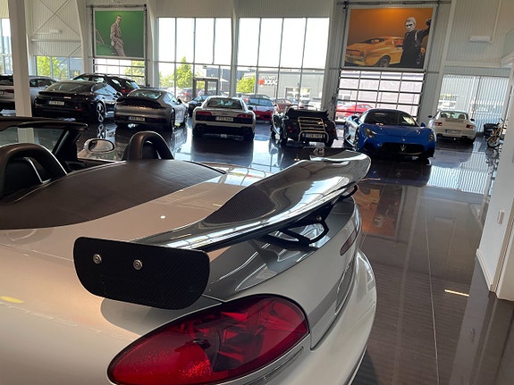 Dodge Viper 16 of 16
