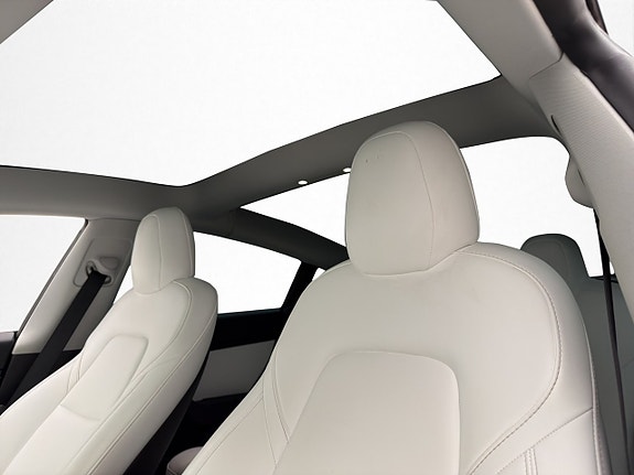 Tesla Model 3 10 of 30