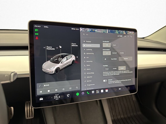 Tesla Model 3 18 of 30