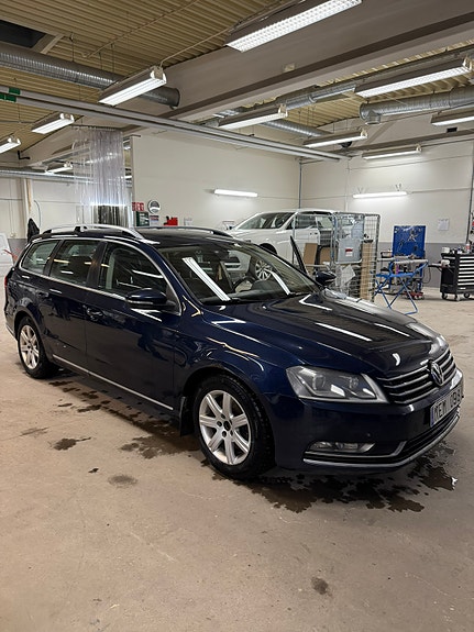 Volkswagen Passat 3 of 5