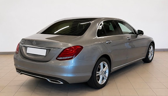 Mercedes-Benz C250 d 4 of 5