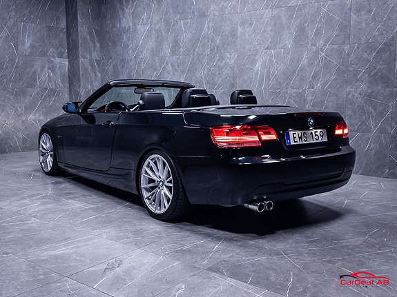 BMW 330d 5 of 5