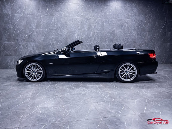 BMW 330d 4 of 5